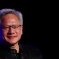 众夫盈门英伟达黄仁勋：编程人工智能如今就像训练一个人