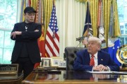 众夫盈门美媒：“我们正在夺走埃隆的朋友”，白宫要求特朗普与马斯克共同盟友选边站队